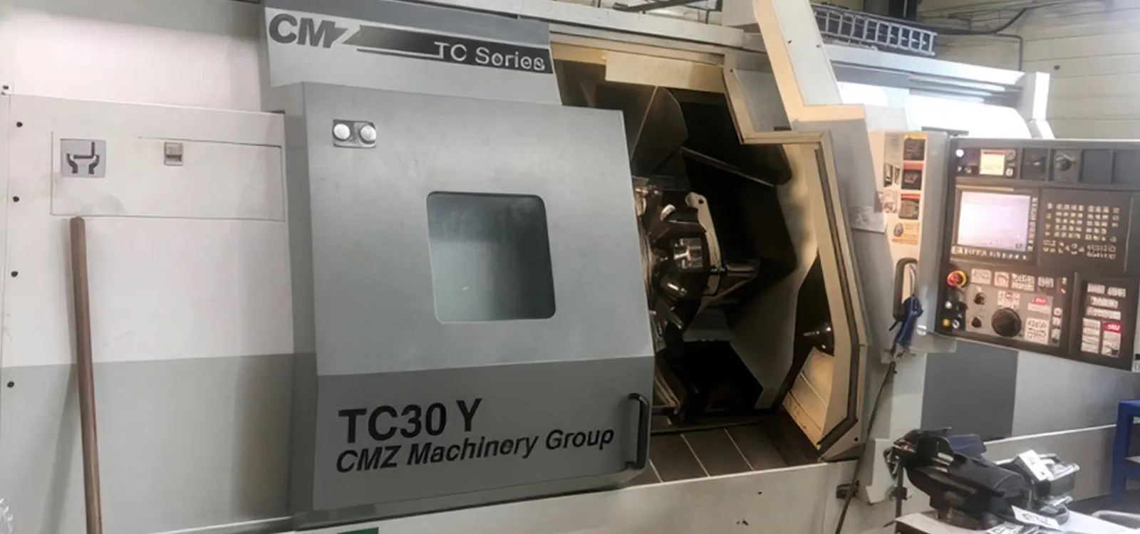 Tour CNC CMZ TC30Y 4 axes d'occasion à vendre - SPMO77