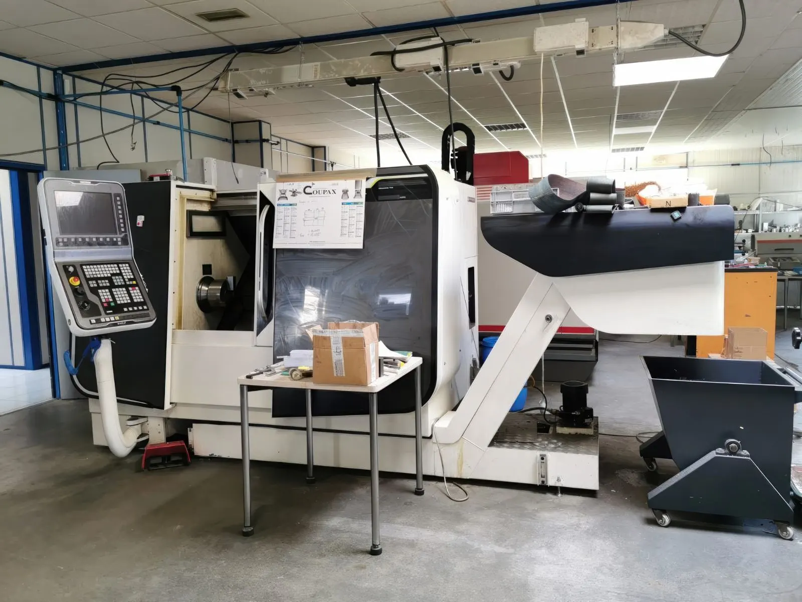 Centre d'usinage CNC Coupax d'occasion avec pupitre de commande - SPMO77